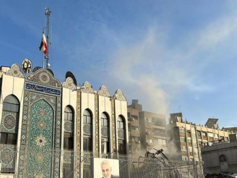 İranın&nbsp;Suriyadakı səfirliyinin əməkdaşı öldürüldü