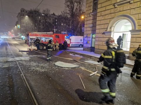 Rusiya bankında partlayış - Hadisə yerindən GÖRÜNTÜLƏR