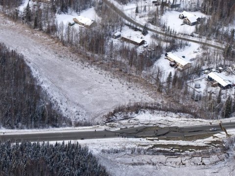 Alyaska sahilində güclü ZƏLZƏLƏ