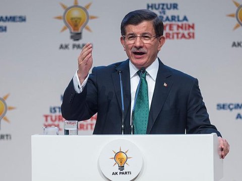 Partiya qurması səhv idi - AK Partiyadan Davudoğlu açıqlaması