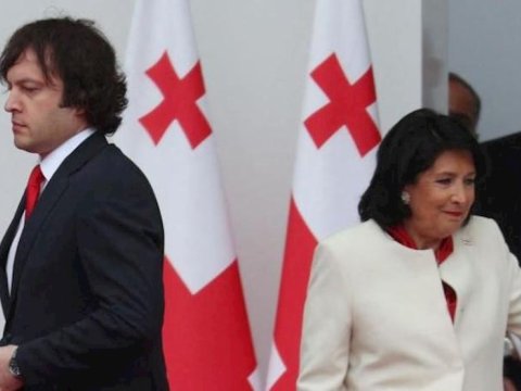 Gürcüstan Baş naziri Zurabişvilini HƏDƏLƏDİ