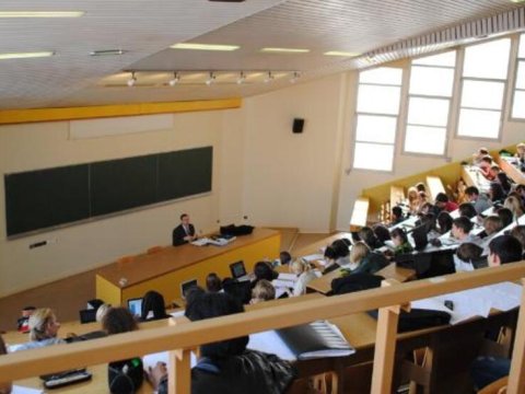 Ən çox bu universitetlərin tələbələrinə kredit verilib - SİYAHI