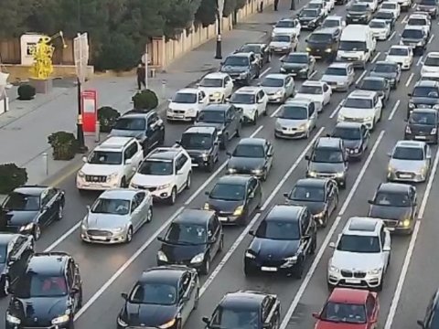 Hazırda tıxac olan yolların SİYAHISI