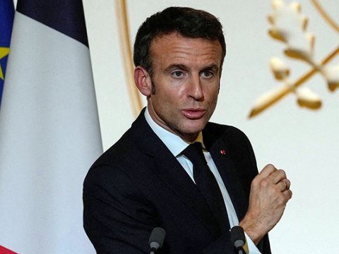 “Makron vəd edirdi ki, köhnə dünyanı təmizləyəcək”