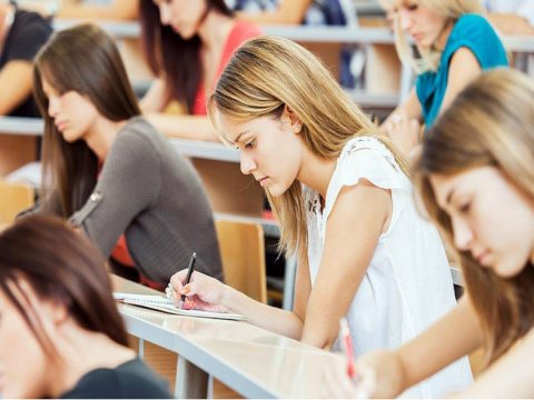 Tələbələrin qruplararası köçürülməsinə ehtiyac var - Deputatdan TƏKLİF