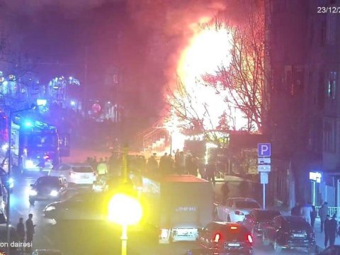 Bakıda obyektdəki yanğın söndürüldü&nbsp;- VİDEO