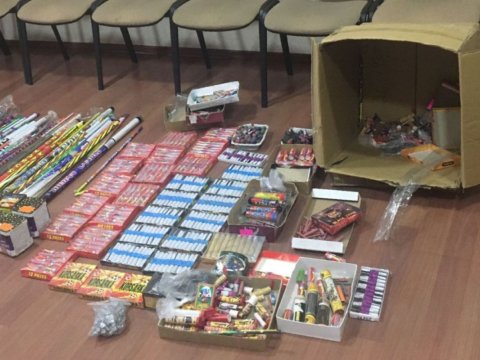 Pirotexniki vasitələr satan daha 7 nəfər saxlanıldı&nbsp;- FOTOLAR