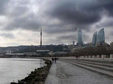 Bulud, külək, 15 dərəcə isti... - Sabahın havası
