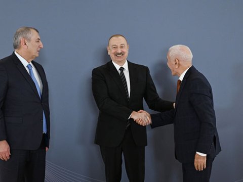 Prezident idmançıları təltif etdi - FOTO