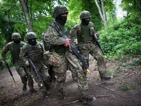 Britaniyada 10 mindən çox hərbçi döyüşə yararsızdır