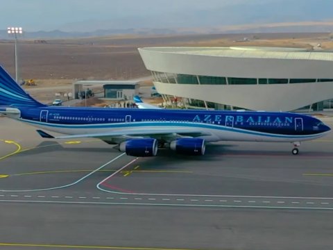 Prezidentin təyyarəsi Bakıya endi - RƏSMİ