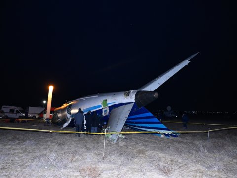 Təyyarə iki dəfə dövrə vurub, üçüncüdə yerə çırpılıb