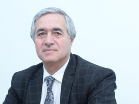 Şairin atası dünyasını dəyişdi&nbsp;