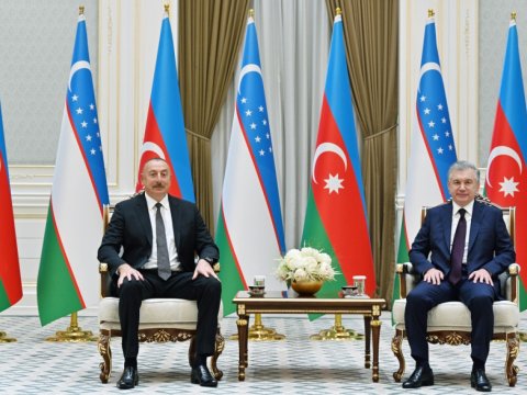 Şavkat Mirziyoyev İlham Əliyevə&nbsp;zəng etdi
