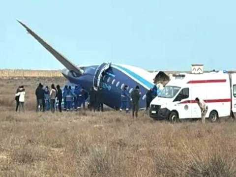 Təyyarə niyə suya enməyib... - Pilot AÇIQLADI