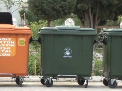 Bakıda zibil qutularını oğurladılar