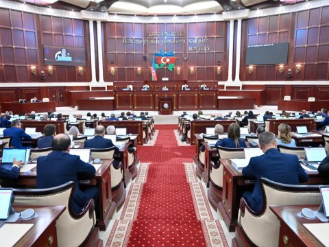 Milli Məclis “Diplomatik xidmət haqqında” qanunu qəbul etdi