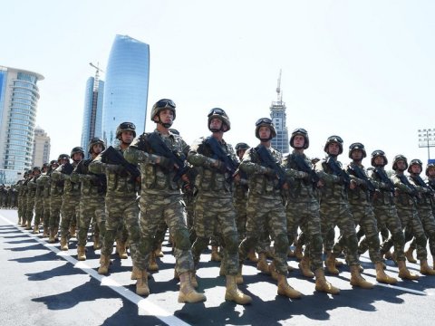 512 hərbçiyə mənzil VERİLƏCƏK - QƏRAR