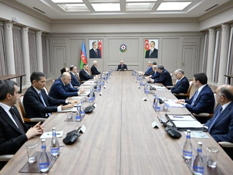 Təyyarə qəzası ilə bağlı növbəti TOPLANTI