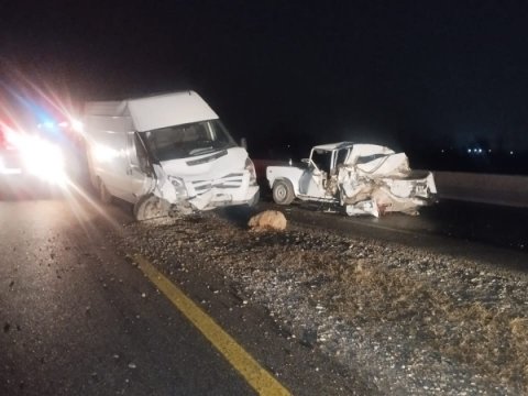 Bakı-Qazax yolunda ağır qəza, ölən var - Hadisə yerindən FOTO