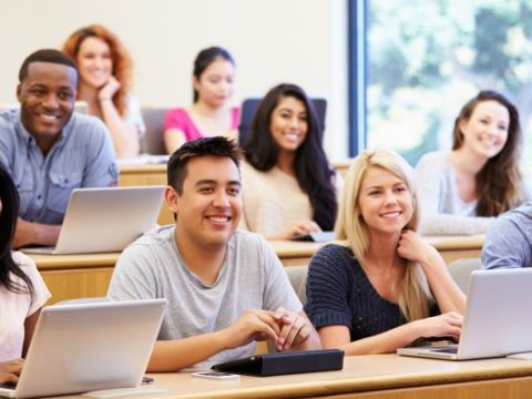 Əcnəbi tələbələrin sayı 10 faiz artıb