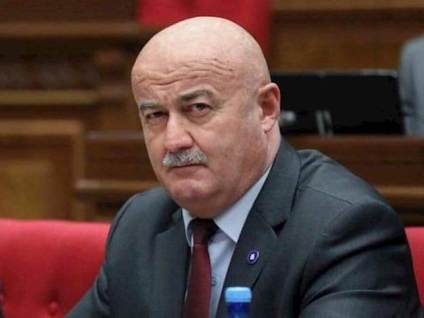 Paşinyanın qovduğu deputat yeni partiya yaratdı