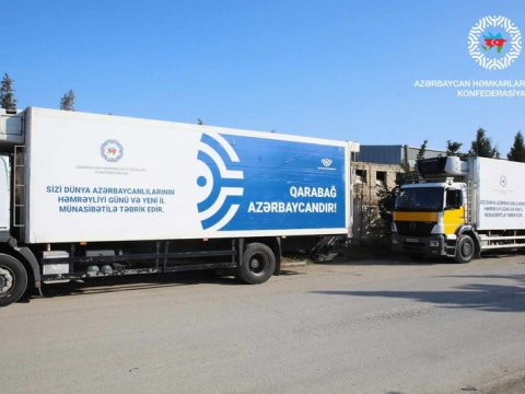 Həmkərlar İttifaqı&nbsp;uşaqları müxtəlif hədiyyələrlə sevindirib - FOTO