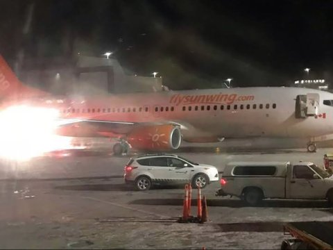 Kanadada təyyarə sərt eniş etdi - ANBAAN GÖRÜNTÜLƏR