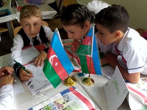 Bu ilin ən yaddaqalan MƏKTƏBLƏRİ