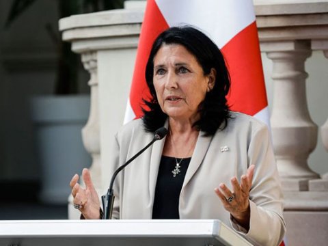 Zurabişvili Trampın andiçməsinə dəvət olunub? -&nbsp;Cavab verildi