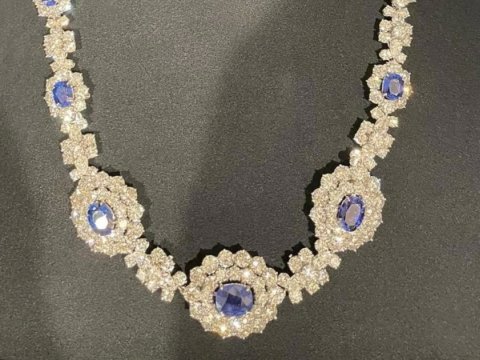 13 milyon dollarlıq OĞURLUQ