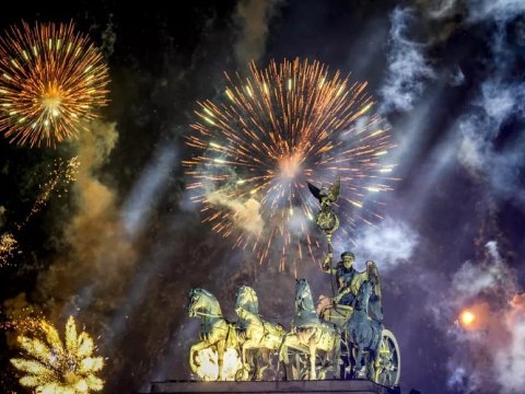 Avropada Yeni ili belə qarşıladılar