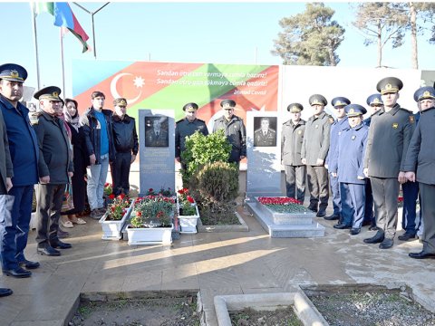Polad Həşimovun məzarı ziyarət edildi - FOTOLAR