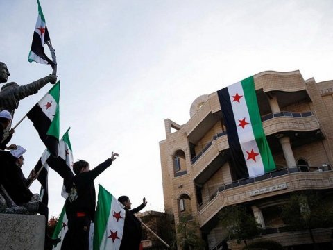 İranın Suriyadakı hərbi arsenalı İraqa köçürülüb