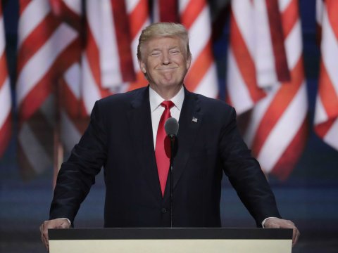 Tramp jurnalistə vəzifə verəcək