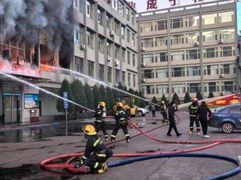 Marketdə yanğın 8 nəfərin həyatına SON QOYDU