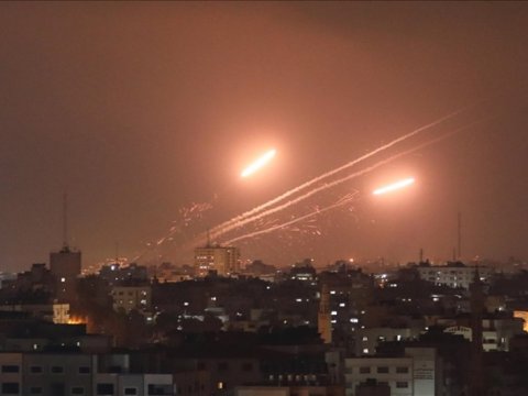 İsrail Qəzzadan atəşə tutuldu