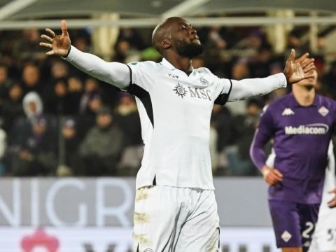 "Napoli" liderliyə yüksəldi