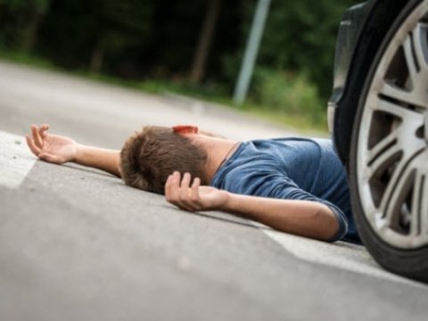 Bakıda 11 yaşlı yeniyetməni maşın&nbsp;vurdu