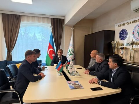 Qalmaqallı idmançılar federasiyadan QOVULDULAR