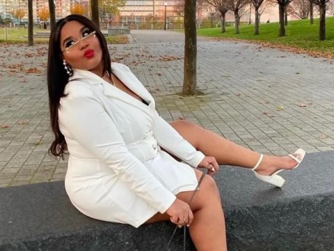 Məşhur bloger yeməkdən boğulub ÖLDÜ