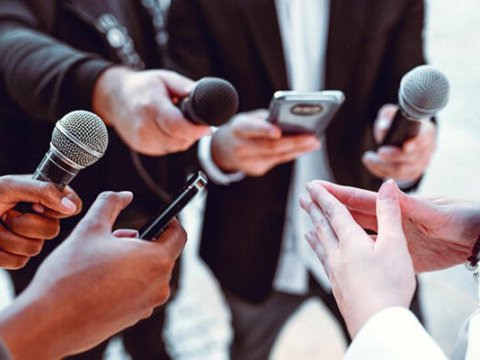 "Bəzi qurumların sözçüləri mediaya xəbərləri ayrı-seçkiliklə ötürürlər"