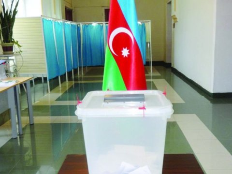 Ən yaşlı namizəd bu bələdiyyənin sədridir - 85 yaşı var