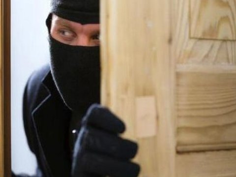 Bakıda 10 min manatlıq OĞURLUQ