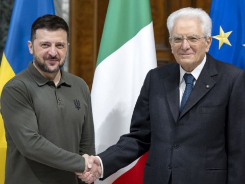 Zelenski italiyalı həmkarı ilə görüşdü