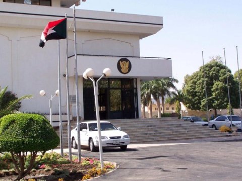 Sudan ordusu paytaxtı qiyamçılardan təmizlədi