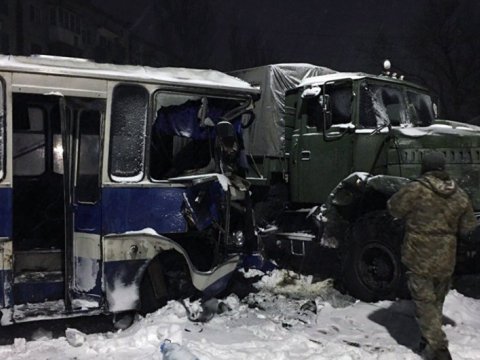 Donetskdə avtobus qəzası -&nbsp;3 ölü, 26 yaralı