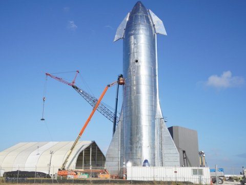 &ldquo;SpaceX&rdquo; daşıyıcı raketin sınaq buraxılışını təxirə saldı