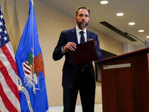 Trampın istintaqını aparan xüsusi prokuror İSTEFA VERDİ