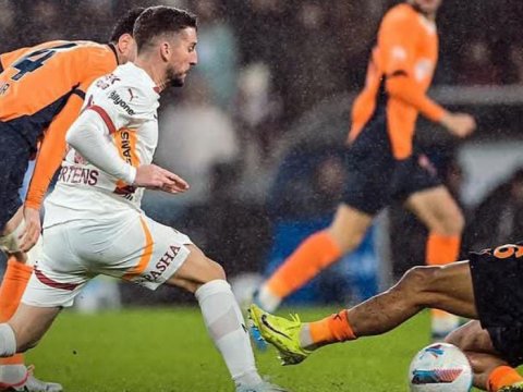 &ldquo;Qalatasaray&rdquo;dan 2 qolluq QƏLƏBƏ